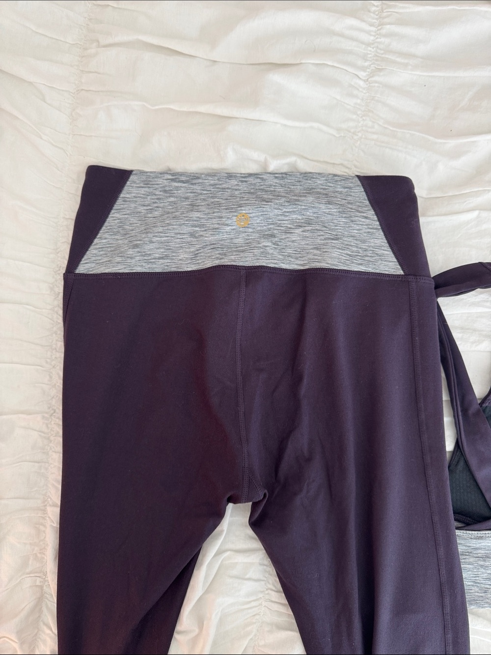 manduka Purple Matching Set - Picture 4 of 4